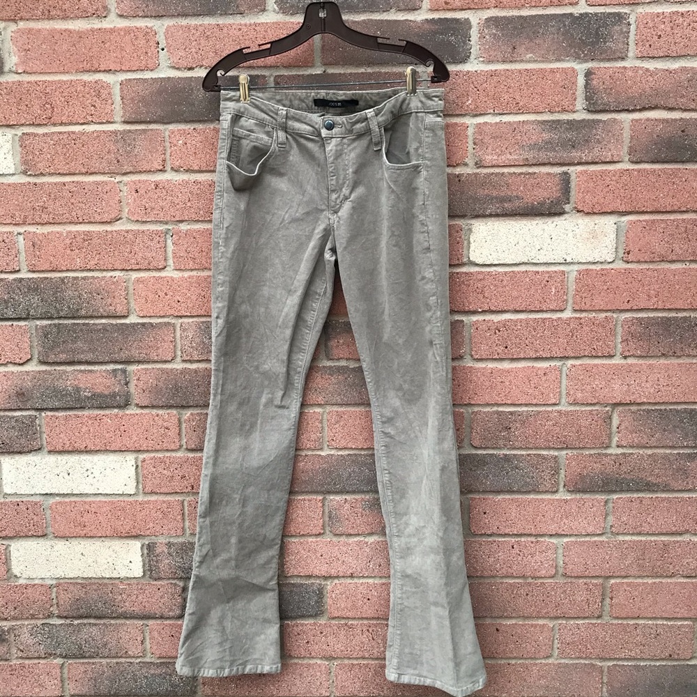 Joe’s Jeans 31 Micro Flare Skinny Jeans